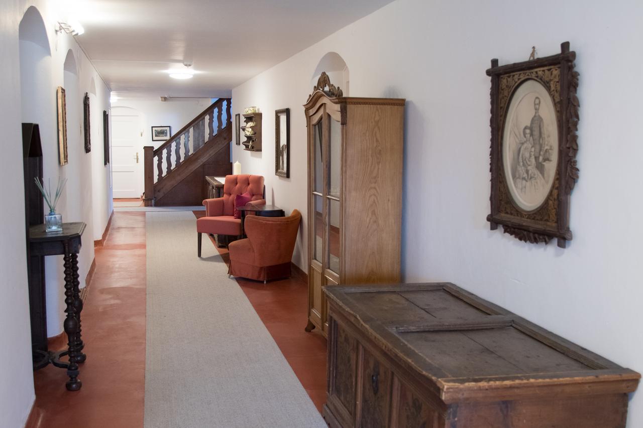 Hotel Restaurant Gruenwalderhof Patsch Esterno foto